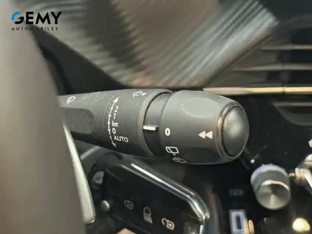 Peugeot 208 hybrid 100 e-dcs6 — photo 17