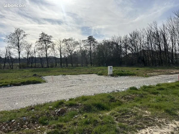 Terrain 367 m² Valence
