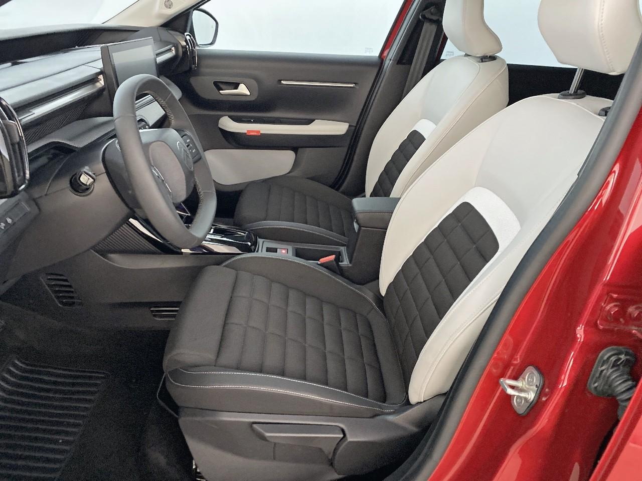 Citroën C3 Aircross hybride 145 ch aut max — photo 9