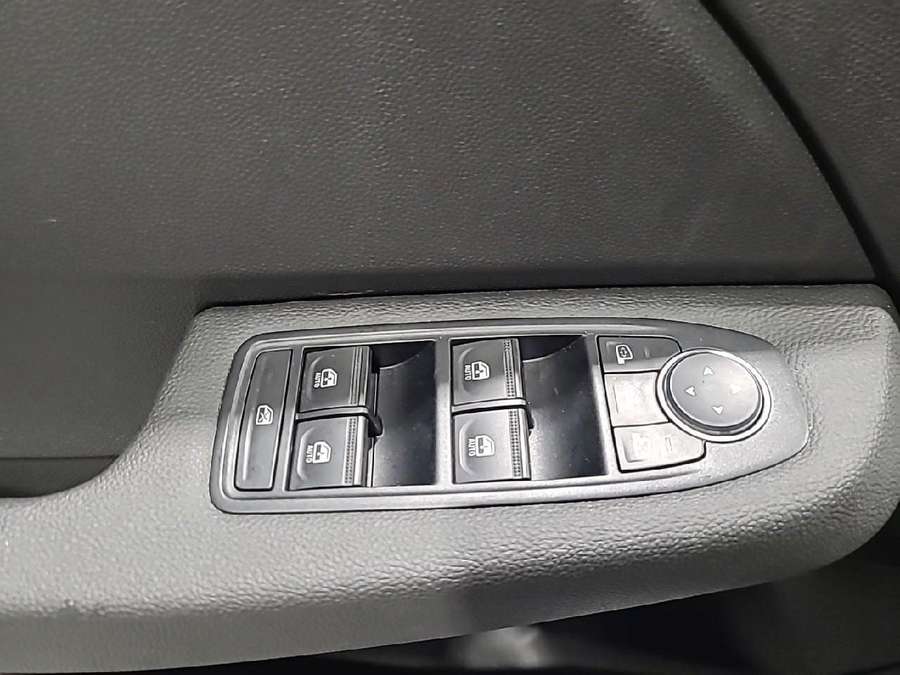 Renault Clio blue dci 100 ch gsr2 evolution — photo 23