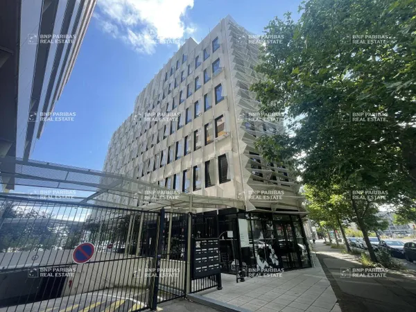 Bureaux 1602 m²