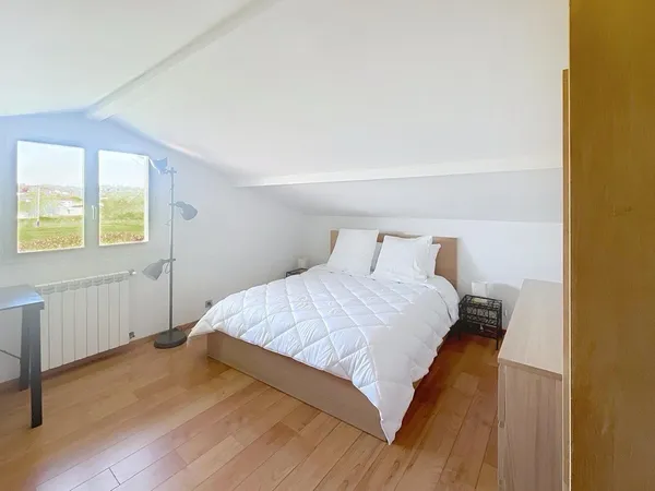 Loue chambre en colocation dans maison