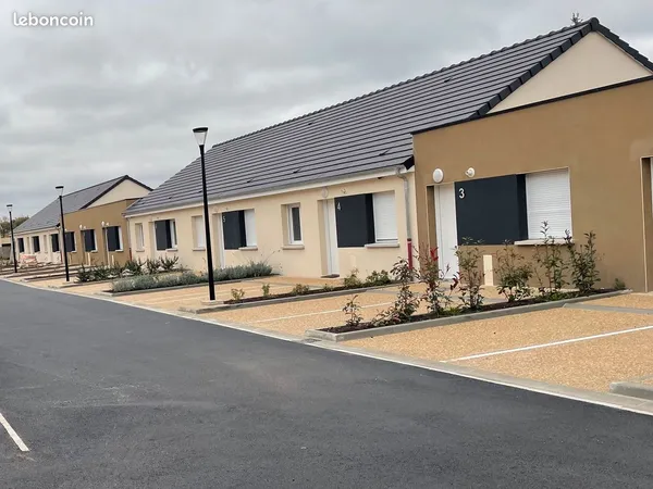 Maison T2 avec terrasse privée , et parking dans résidence sécuriée