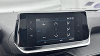 Peugeot 2008 1.2 PureTech 130ch S&S Allure — photo 13