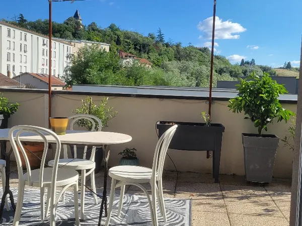 Loue chambre dans appartement 126m²