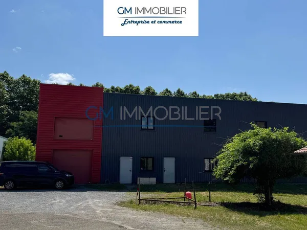 Local commercial 828 m²