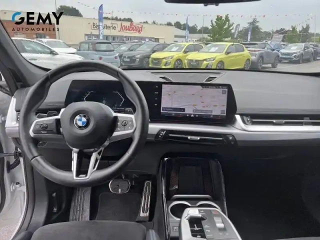 Bmw X1 sdrive 18i 136ch dkg7 — photo 8