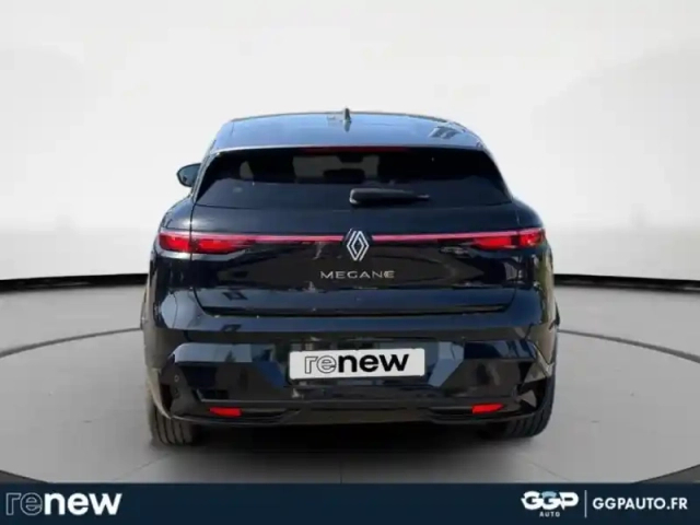 Renault Megane e-tech electric ev60 220ch iconic optimum charge — photo 4