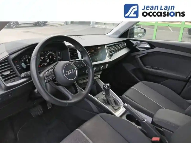 Audi A1 citycarver 30 tfsi 110 ch s tronic 7 — photo 11