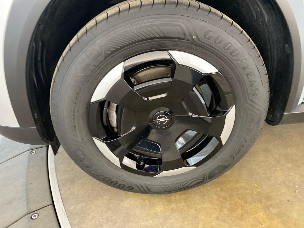 Opel Frontera electric 113 ch batterie 44 kwh edition — photo 11