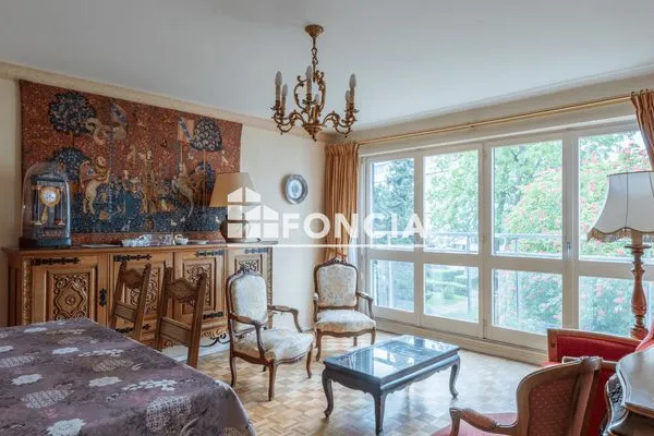 Appartement 5 pièces 103 m²