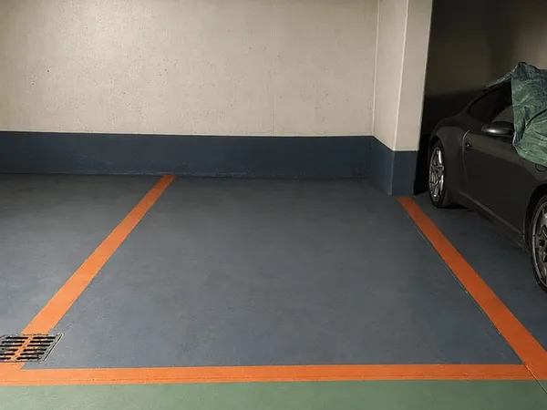 Parking 12 m²