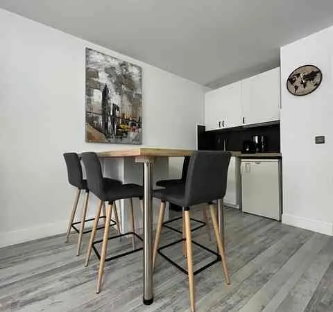 Appartement . 2 pièces . 32 m2