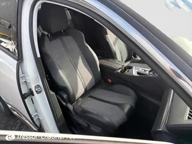 Peugeot 3008 1.6 thp 165ch s&amp;s eat6 allure — photo 9
