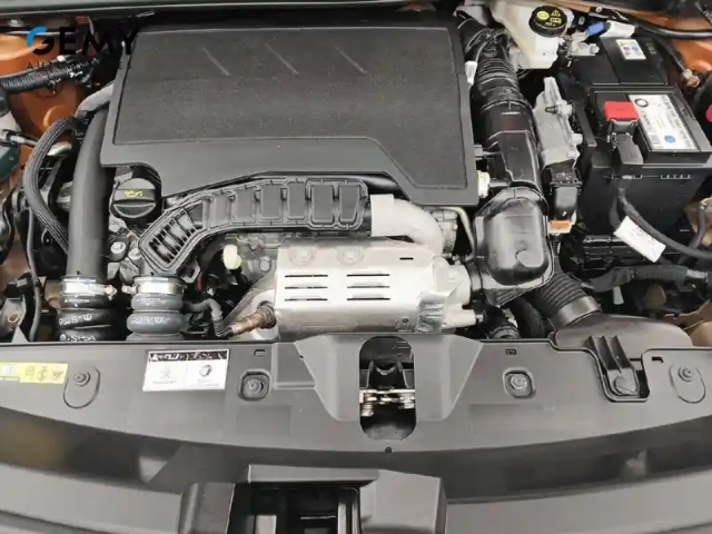 Peugeot 2008 puretech 130 s&amp;s eat8 — photo 51