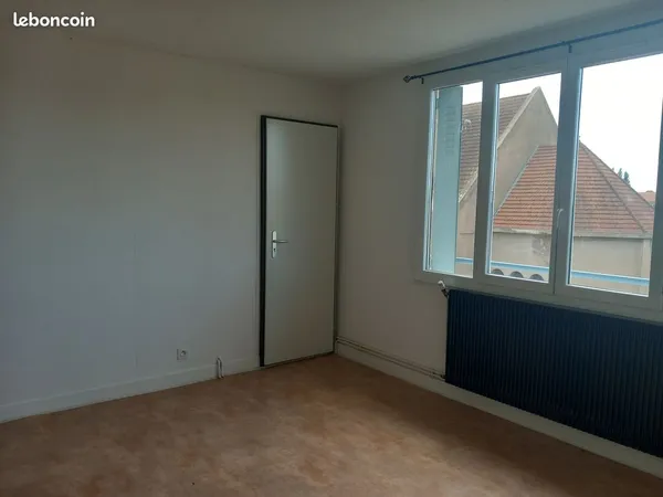 DIGOIN — T4 RÉNOVÉ 74 m² AVEC BALCON, DANS RÉSIDENCE CALME