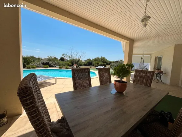 Villa 5 pièces 168 m²