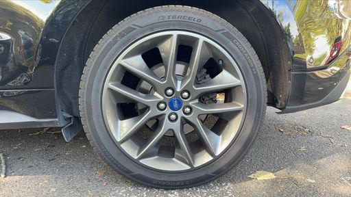 Ford Edge 2.0 TDCi 210 4x4 Powershift - ST-Line – 2017 – 138780 km – Diesel – Boîte Automatique — photo 11