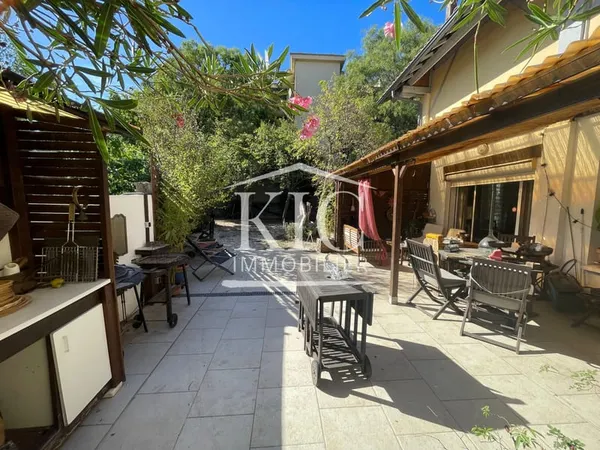 CARCASSONNE VUE CITÉ MÉDIÉVALE - ENSEMBLE IMMOBILIER 295 M2