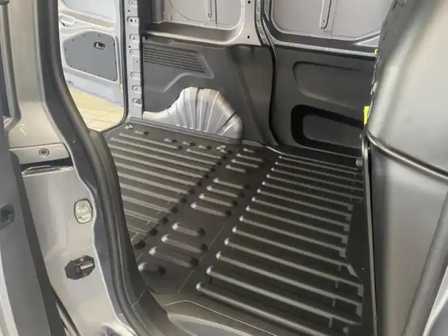 Peugeot Partner m diesel 100ch pro skill — photo 7