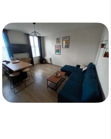 Appartement aux pieds des remparts