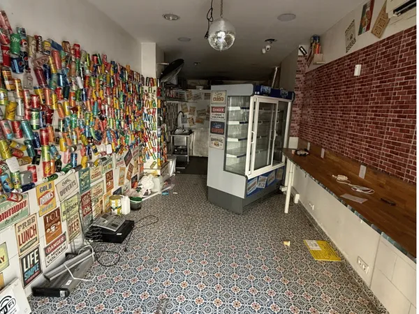 Boutique 30 m²