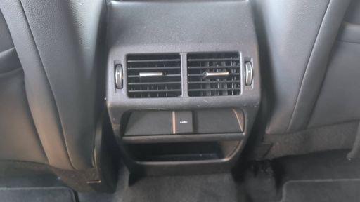 Land Rover Discovery Sport 1.5 P300e 309 PHEV AWD BVA8 - R-Dynamic S – 2021 – 103557 km – Hybride rechargeable – Boîte Automatique — photo 29