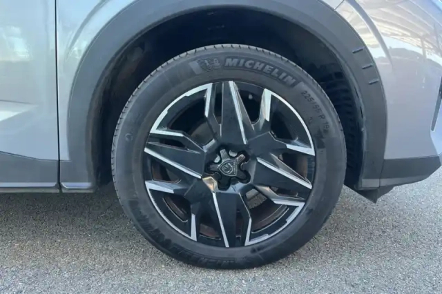 Peugeot 3008 hybrid 136 e-dcs6 — photo 63