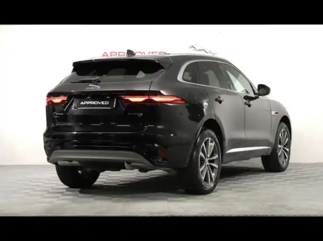 Jaguar F-Pace p400e plug-in-hybrid r-dynamic se bva8 awd — photo 19