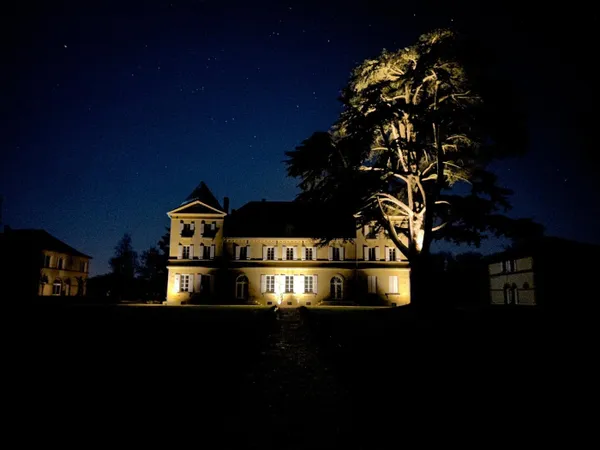 Appartement 4 pièces dans un château