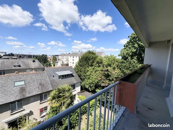 Location 2 chambres, cave et garage