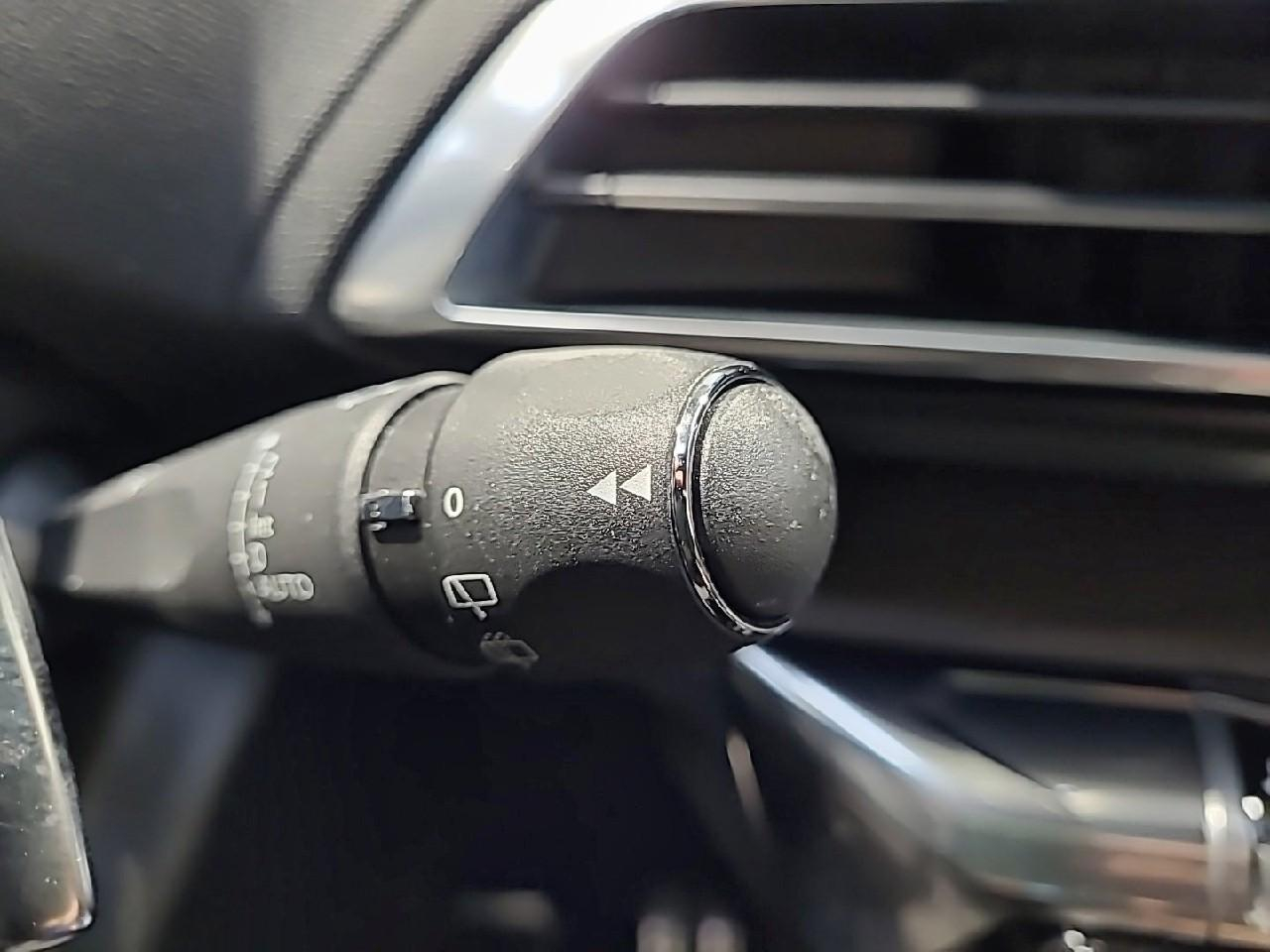 Peugeot 3008 puretech 130ch s&s eat8 gt pack — photo 21