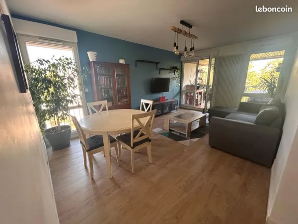 T3 meublé 65 m² avec loggia - Parking sécurisé - Grande cave - 10 min du RER A, L et J - Conflans-Sa