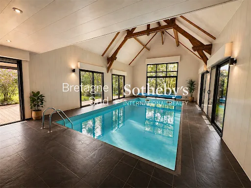 Maison 7 pièces 230 m²