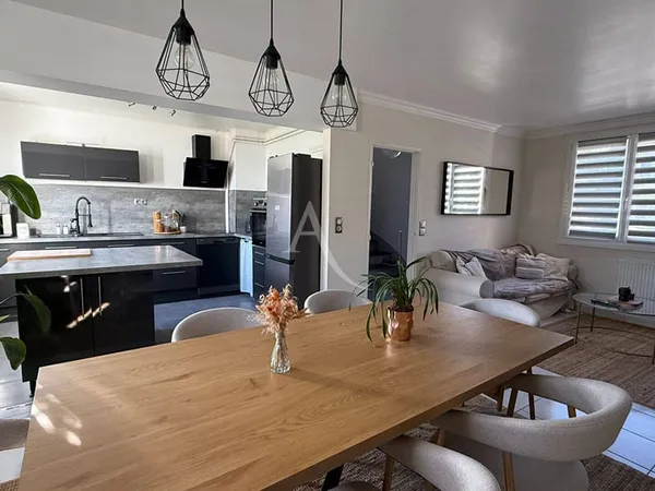 Maison 4 pièces 77 m²