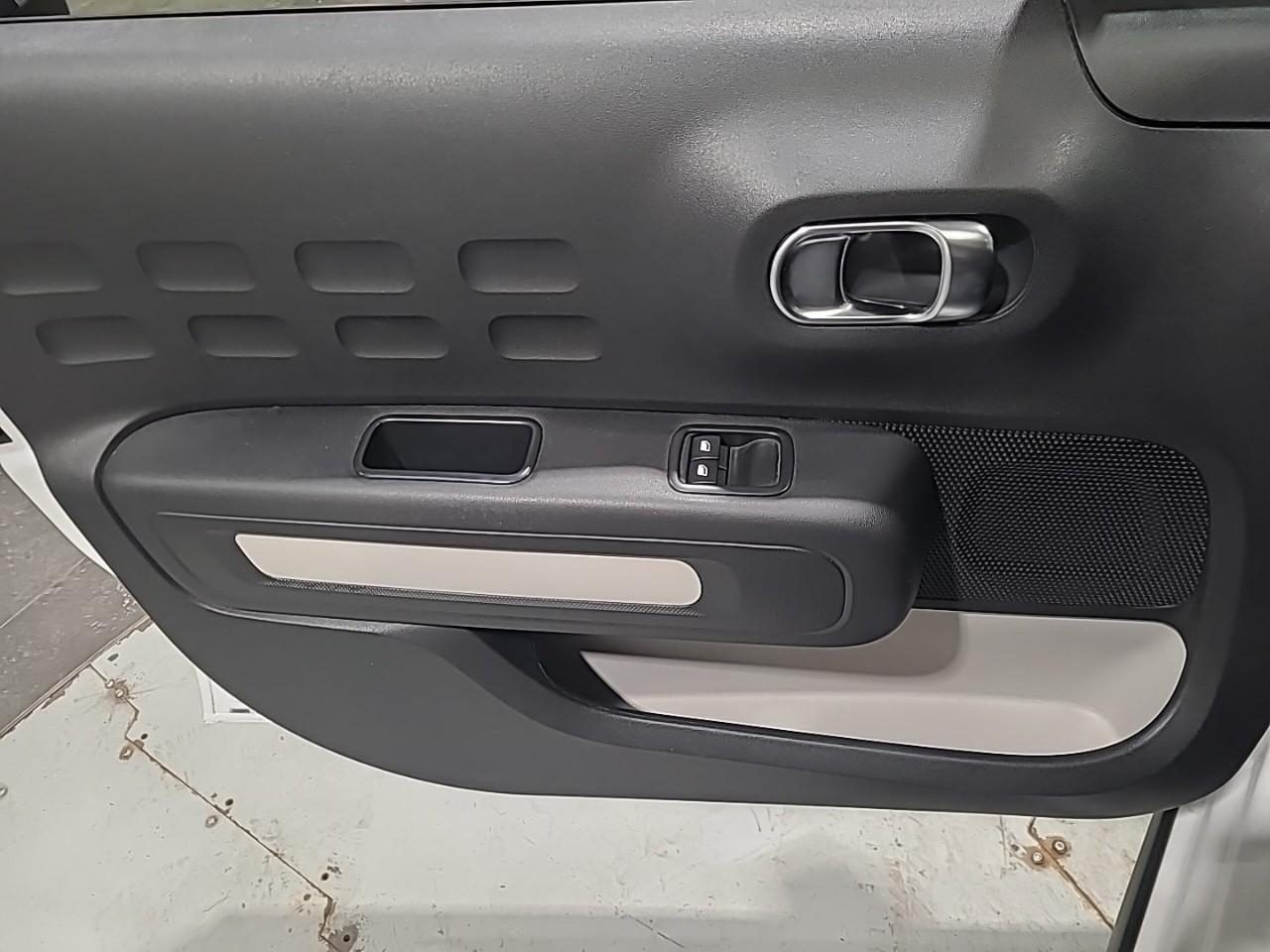Citroën C3 bluehdi 100 bvm6 you — photo 24