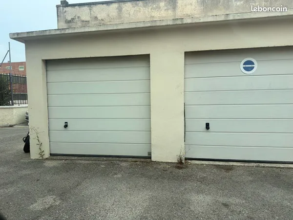 Stationnement Vente Marseille   30000€