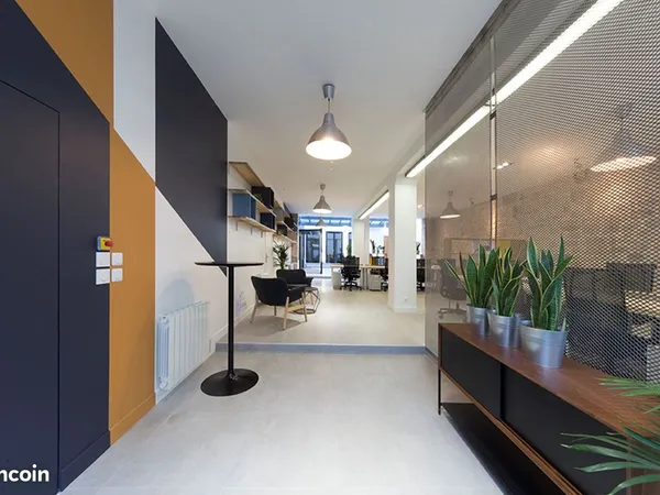 Bureau Coworking - 1 à 10 postes de travail disponibles - Paris 11ème