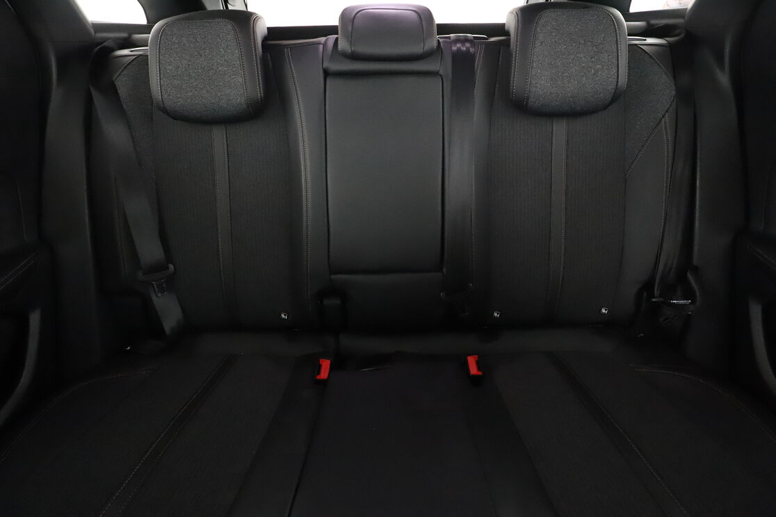 Peugeot 3008 1.6 THP Allure EAT6 — photo 13