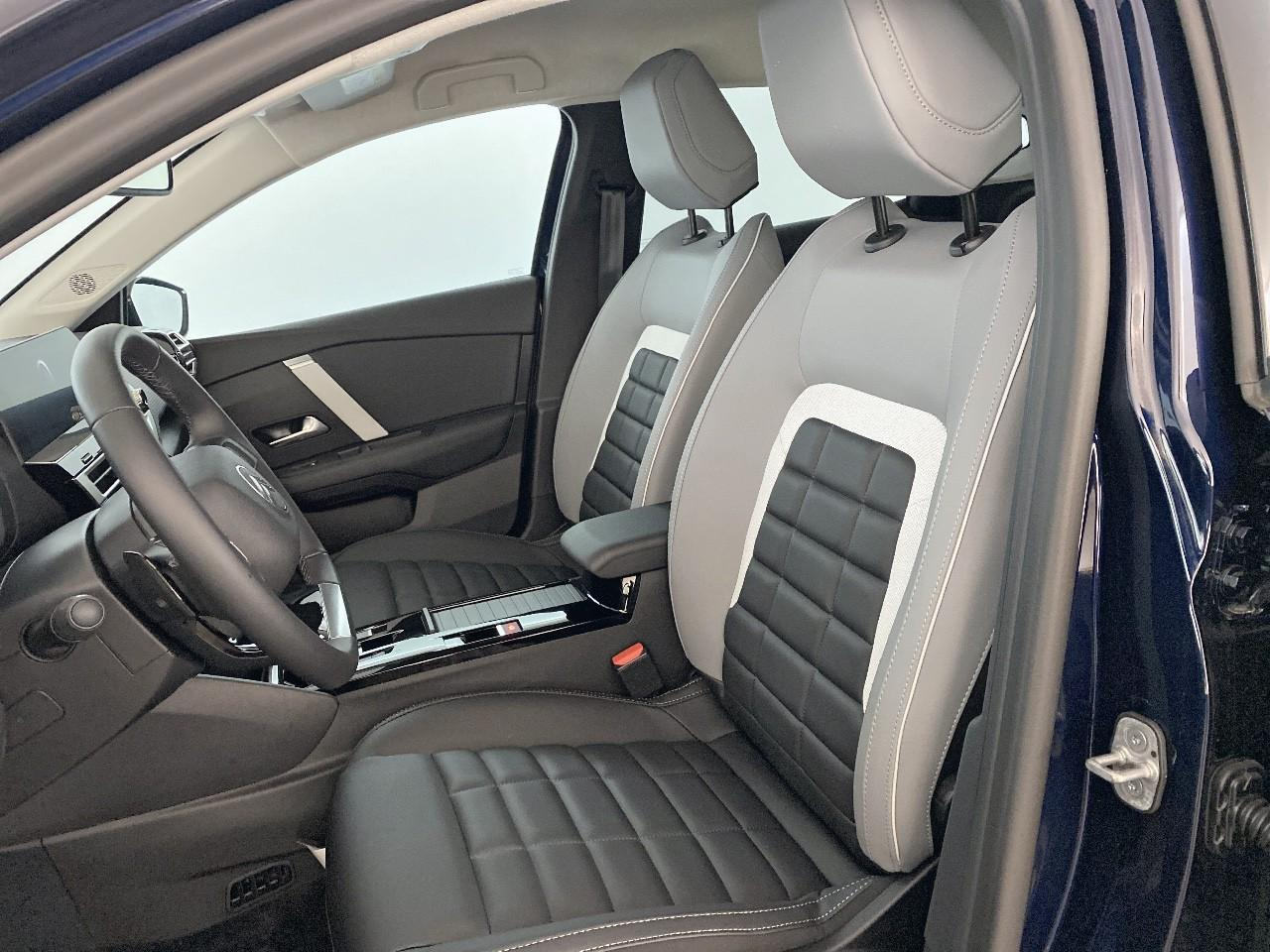 Citroën C4 X hybride 136 ch e-dcs6 max — photo 9