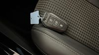 Peugeot 2008 1.5 BlueHDi 130ch S&S GT EAT8 125g — photo 16