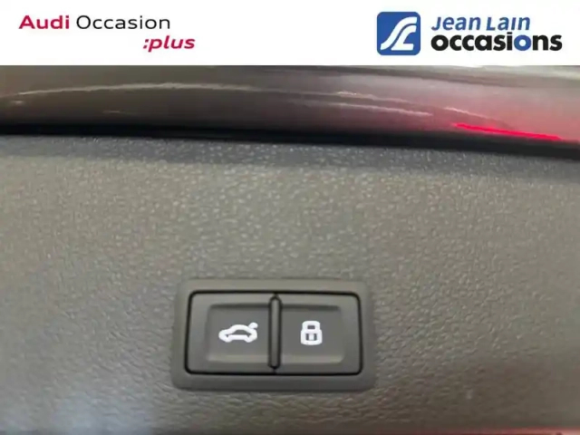 Audi Q2 35 tfsi 150 s tronic 7 — photo 19