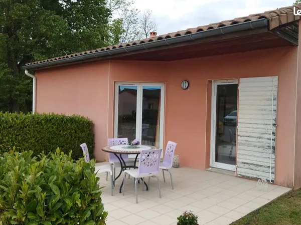 Loue maisonnette au mois