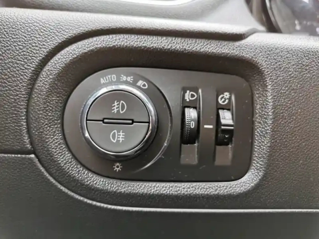 Opel Grandland X edition 1.5 cdti 130 ch bvm6 — photo 14