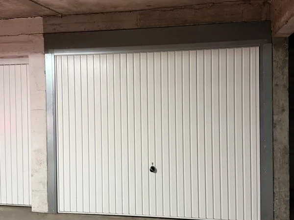 Parking / Box