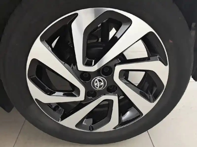 Toyota Aygo X 1.0 vvt-i 72 s-cvt — photo 13