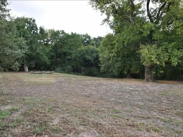 Terrain constructible 5050 m²