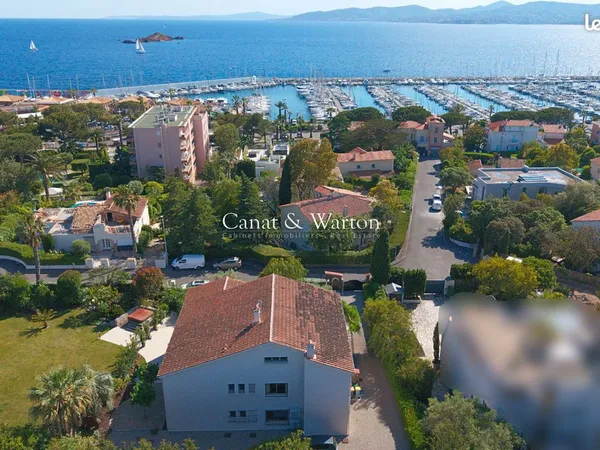 Maison 9 pièces 270 m²