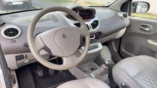 Renault Twingo 1.2 LEV 75 - Initiale – 2013 – 97550 km – Bicarburation essence bioéthanol – Boîte Manuelle — photo 14