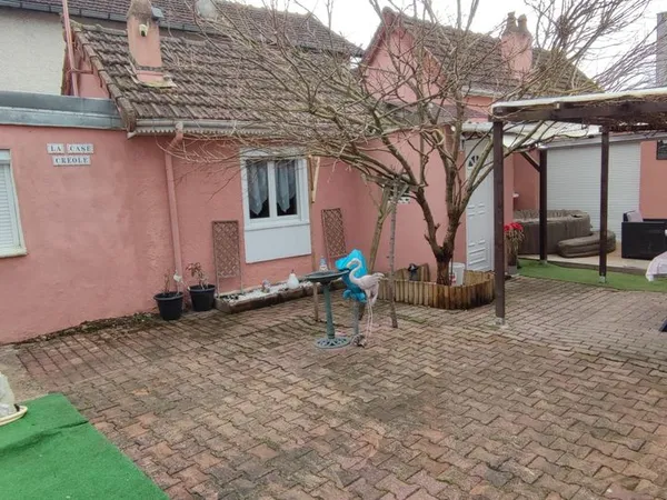 Maison T3 77m2 La Chapelle St Luc Fouchy